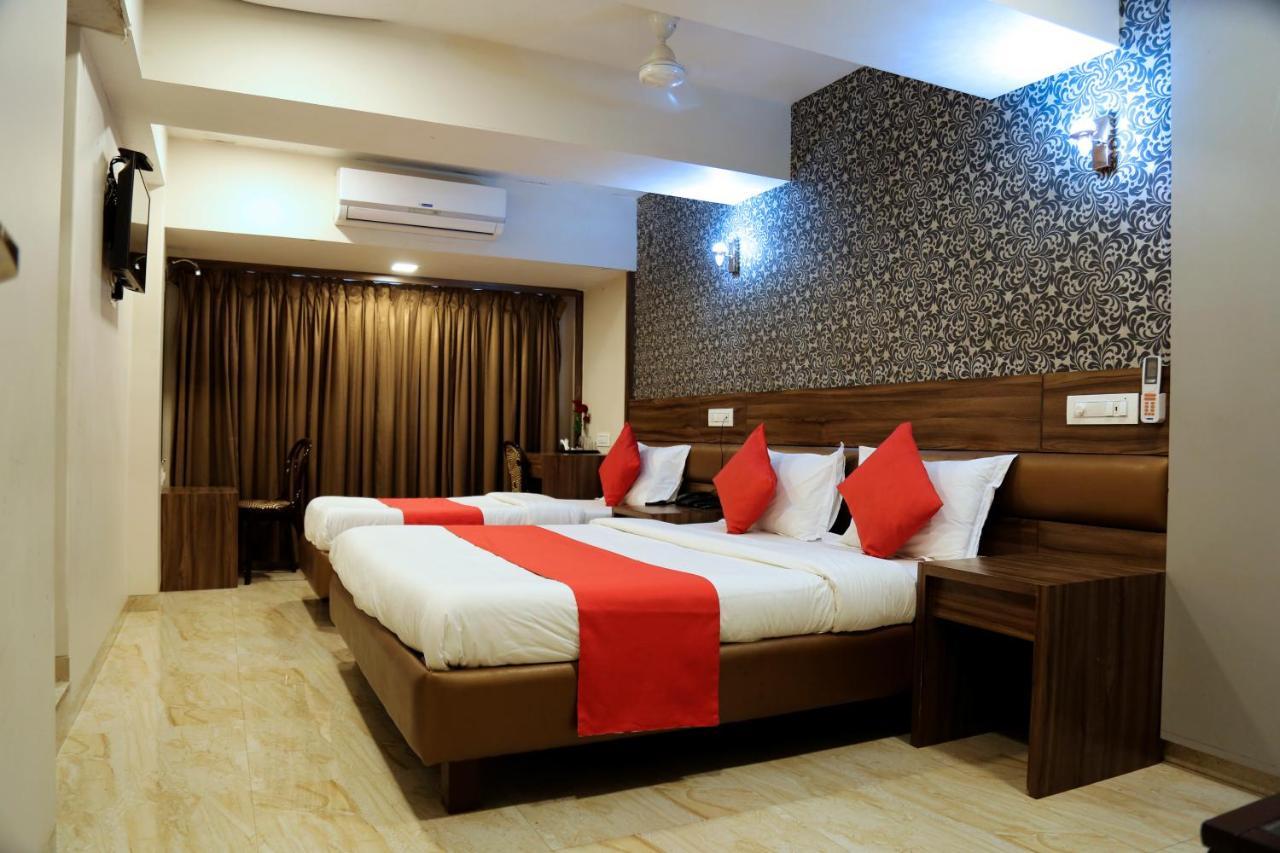Hotel Sea Shore Нави Мумбай Екстериор снимка