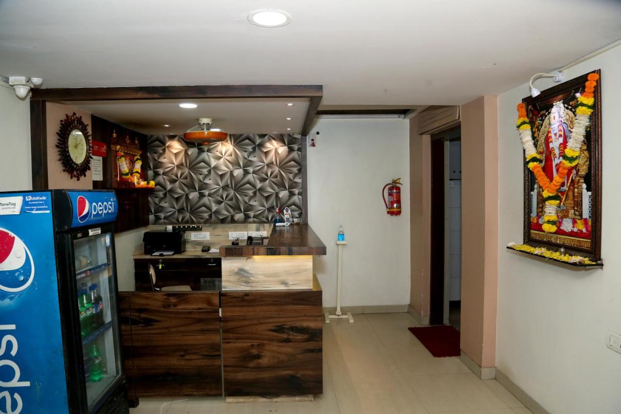 Hotel Sea Shore Нави Мумбай Екстериор снимка